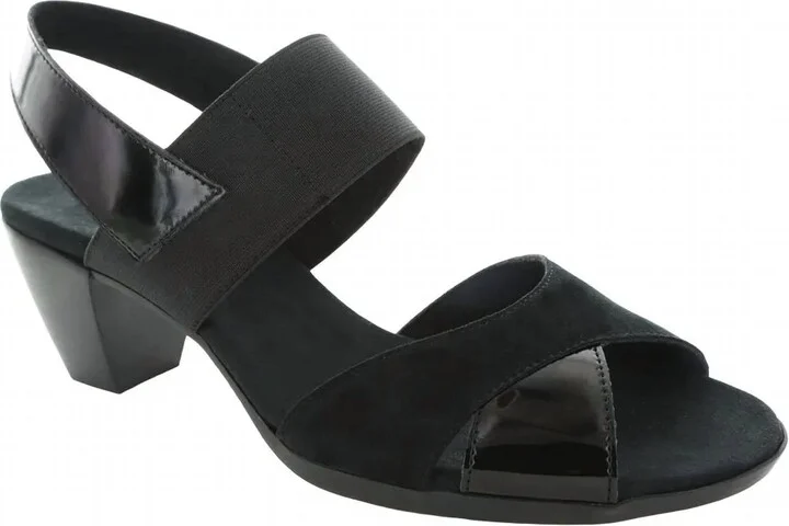 Women's Darling Sandals In Black