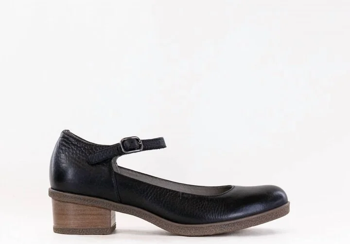 Women's Deena Mary Jane Shoes In Black Tumbled