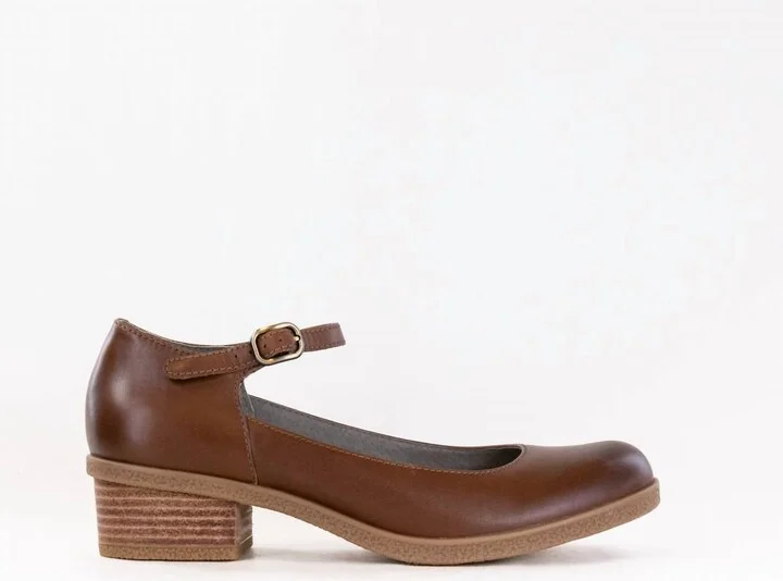 Women's Deena Mary Jane Shoes In Tan Waterproof Burnished