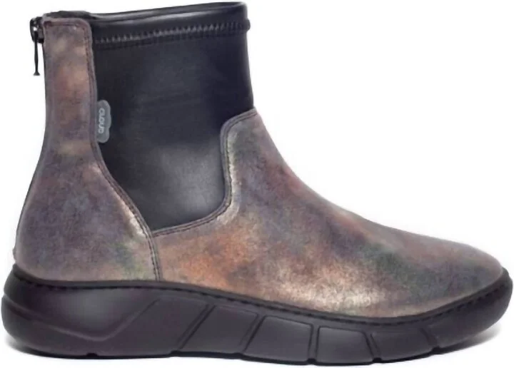 Women's Deja Ankle Boots In Camo Fantasy