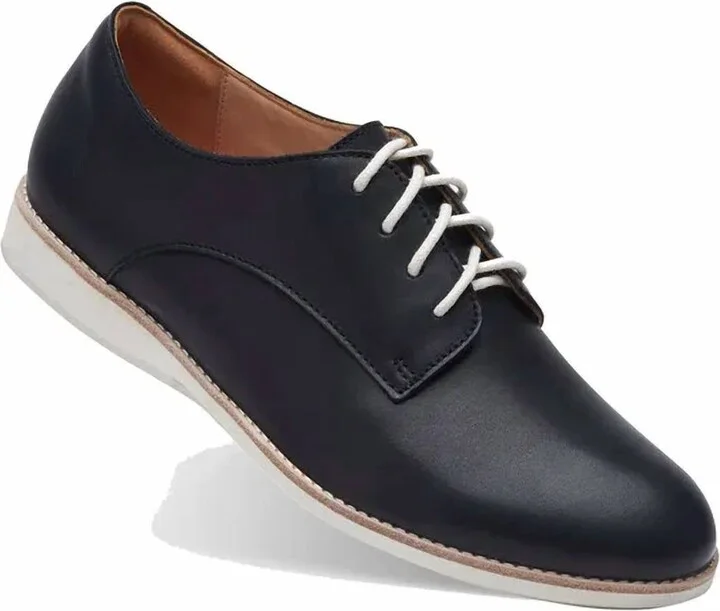 Women's Derby Shoes In Black