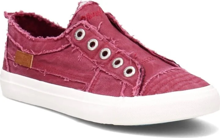 Women's Distressed Laceless Sneakers In Clay Red