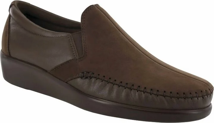 Women's Dream Slip On Loafer - Medium In Turf/coffee