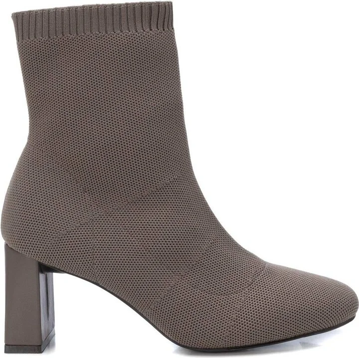 Women's Dress Booties By Xti - Light/pastel brown