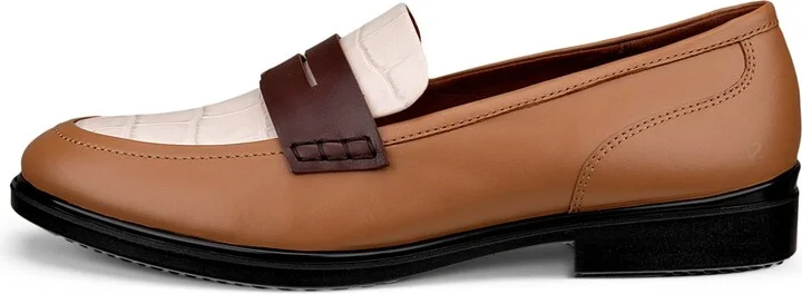 Women's Dress Classic 15 Loafer