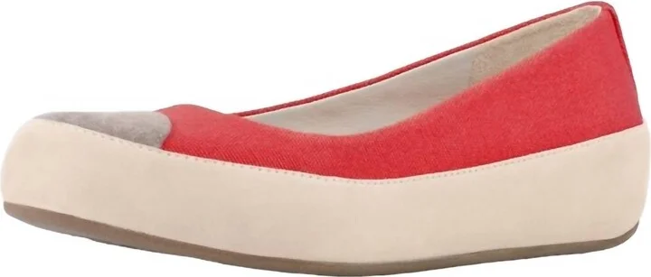 Women's Due Pump In Hibiscus
