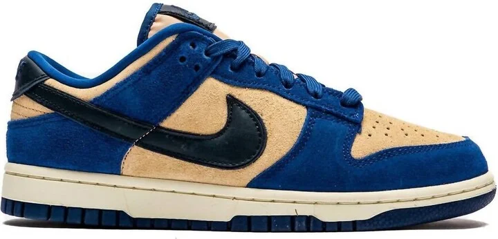 Women's Dunk Low Lx Sneakers In Deep Royal Blue/dark Obsidian-Sesame