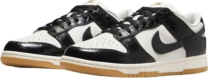 Women's Dunk Low Lx Sneakers In Phantom/black/sail/gum Light Brown