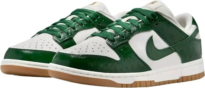 Women's Dunk Low Lx Sneakers In Phantom/gorge Green/sail/metallic Gold