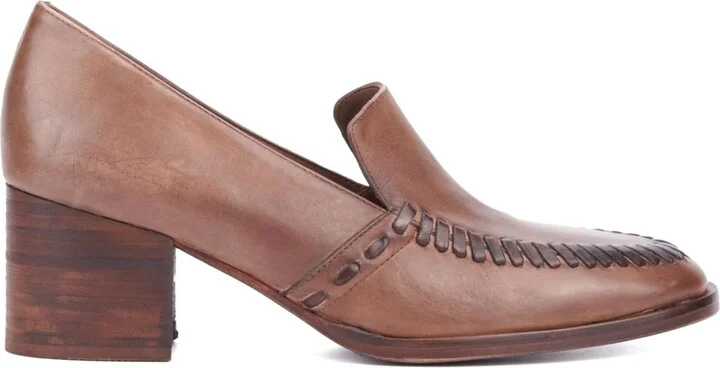 Women's Elaine Heel Pump - Image 11