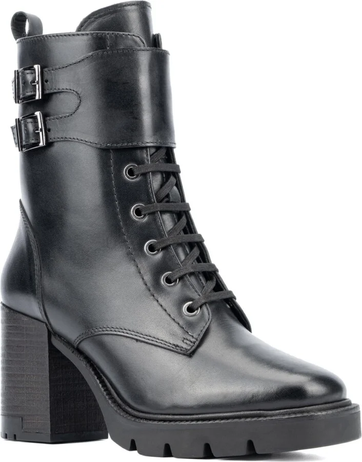 Women's Elizabeth Booties
