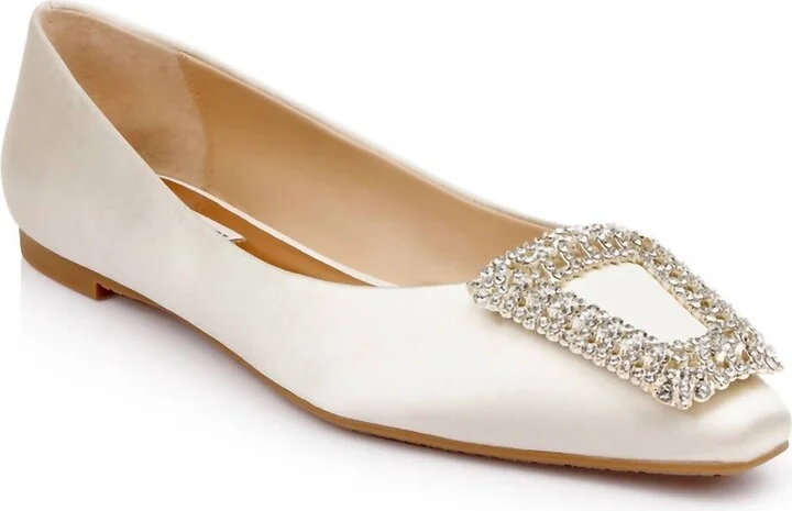Women's Emerie Crystal Buckle Flats In Ivrsat