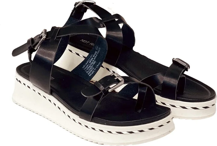 Women's Enna Sandal In Black
