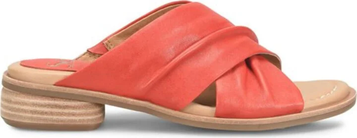 Women's Fallon Slide Sandal In Coral