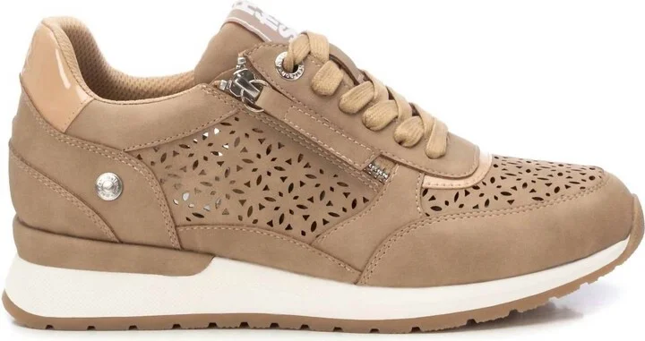 Women's Fashion Comfort Sneakers In Beige