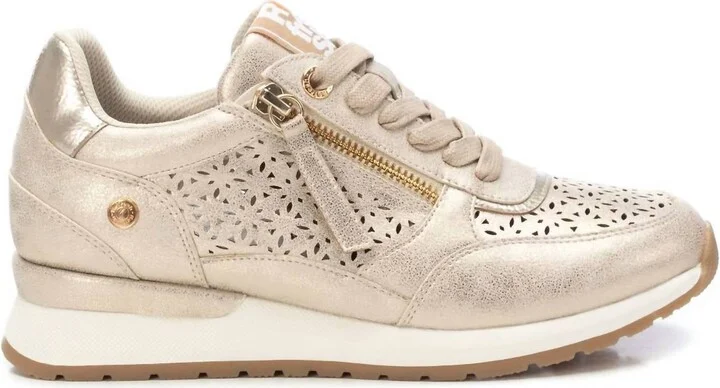 Women's Fashion Comfort Sneakers In Gold