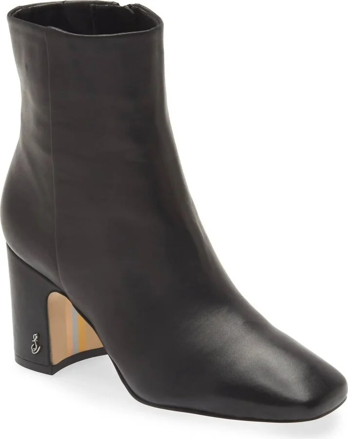 Women's Fawn Leather Boots In Black Leather