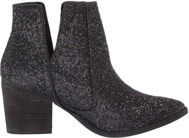 Women's Fiera Booties In Black