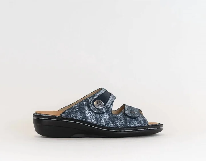 Women's Finn Comfort Mira Shoe In Isotta Marine