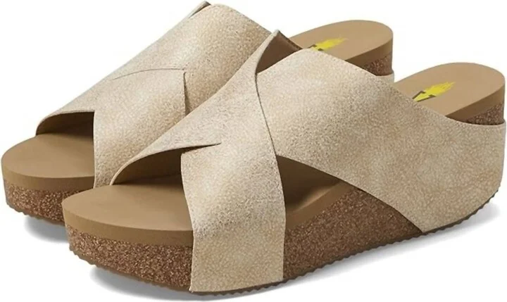 Women's Firefly Criss Cross Sandals In Gold