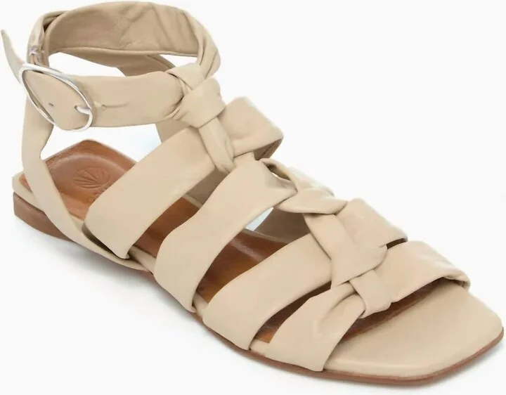 Women's Flair Sandals In Latte