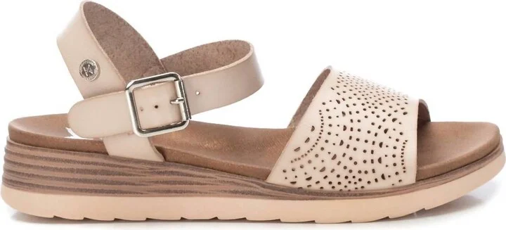Women's Flat Sandals In Beige