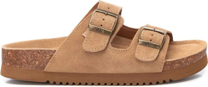 Women's Flat Sandals In Camel