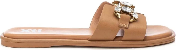Women's Flat Sandals In Camel
