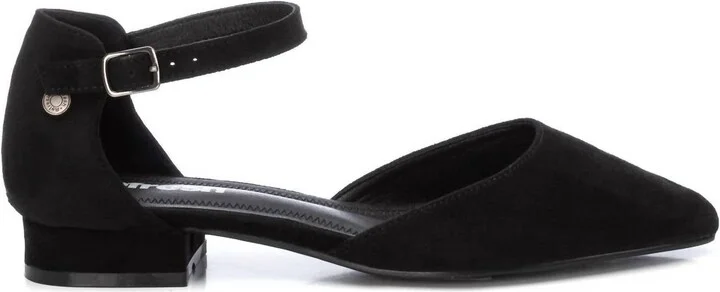 Women's Flat Shoes In Black
