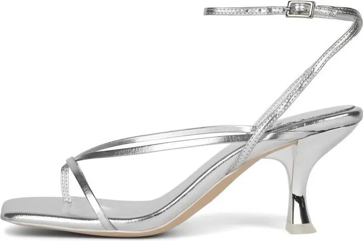 Women's Fluxx Strappy Sandal In Silver Metallic