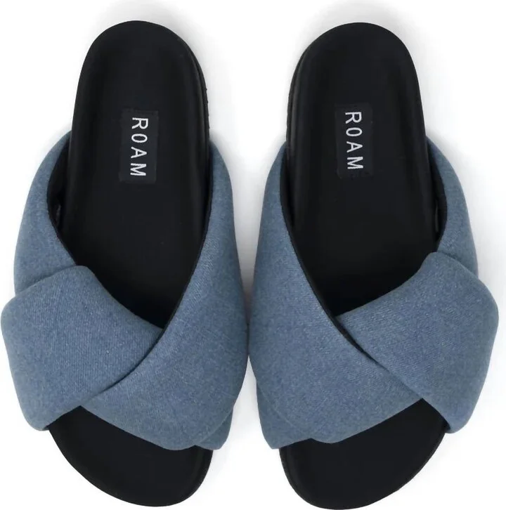 Women's Foldy Puffy Sandal In Denim