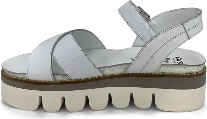 Women's Forest Hills Sandal In White