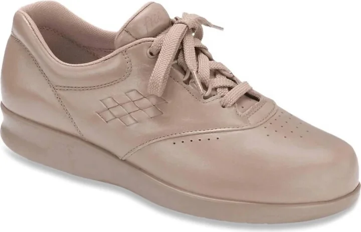 Women's Free Time Walking Shoe - Narrow In Mocha