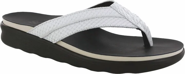 Women's Freedom Slip On Sandal In Stone Fish