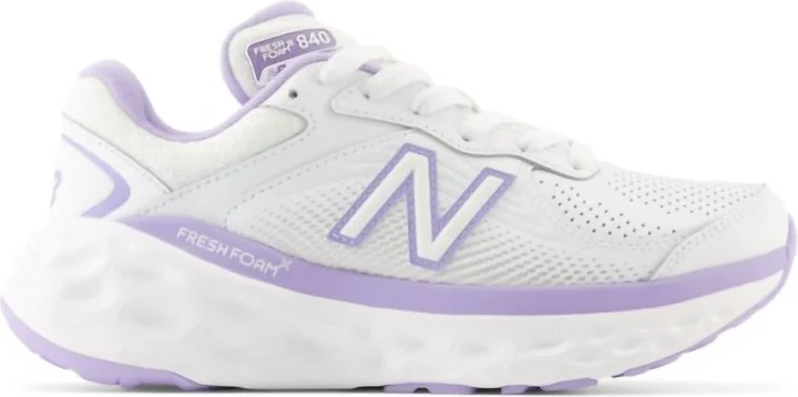 Women's Fresh Foam X 840 Shoes In White/lilac Glo