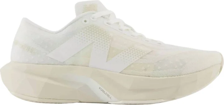 Women's Fuelcell Rebel V4 Shoe In White/linen/sea Salt