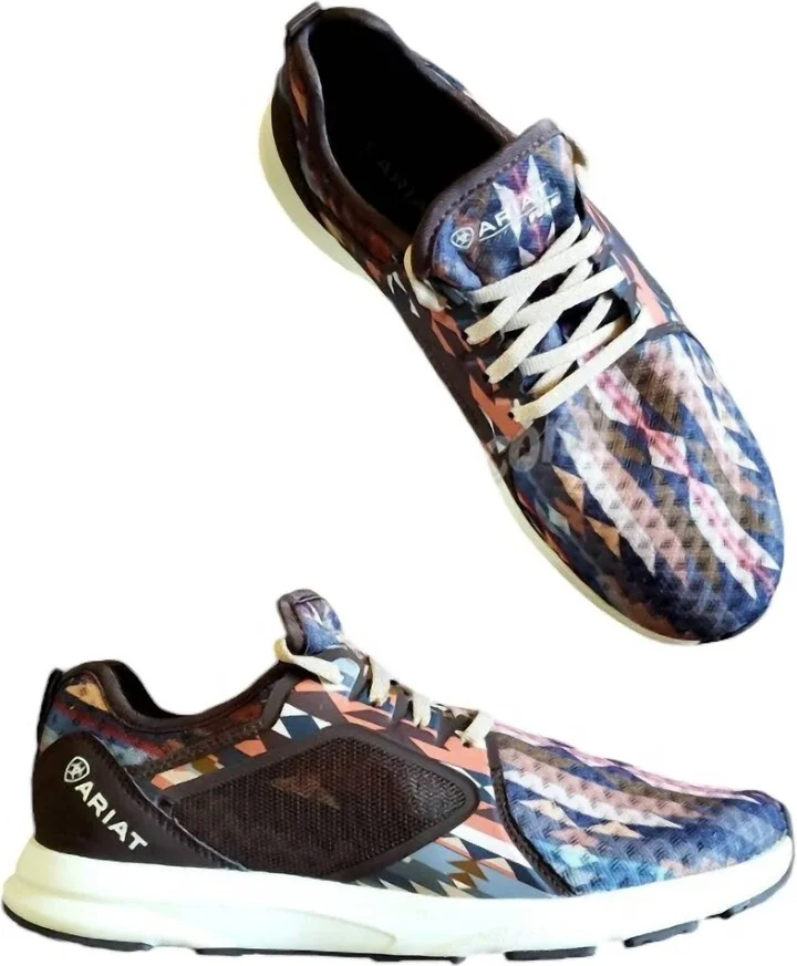 Women's Fuse Athletic Shoes In Neutral Blanket Print