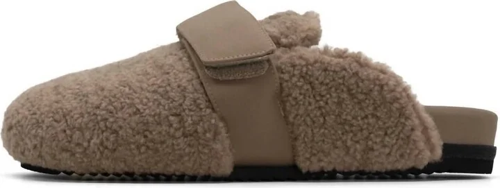 Women's Fuzzy Loafer Mule In Oat