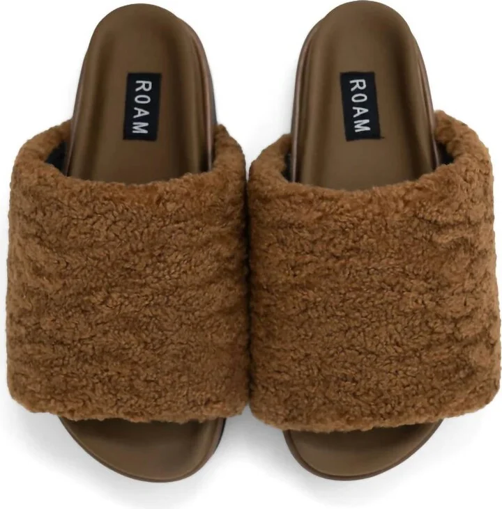 Women's Fuzzy Platform Slide In Cognac