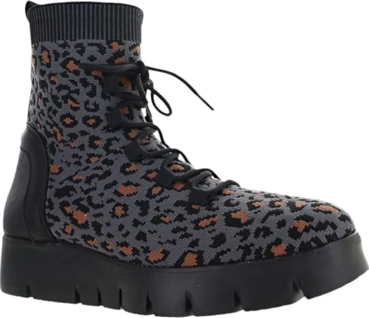Women's Fx Venus Boots In Dark Gray/wild Dots