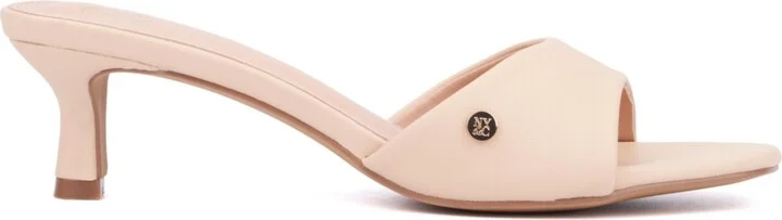 Women's Gaia Kitten Heel Sandal - Image 4