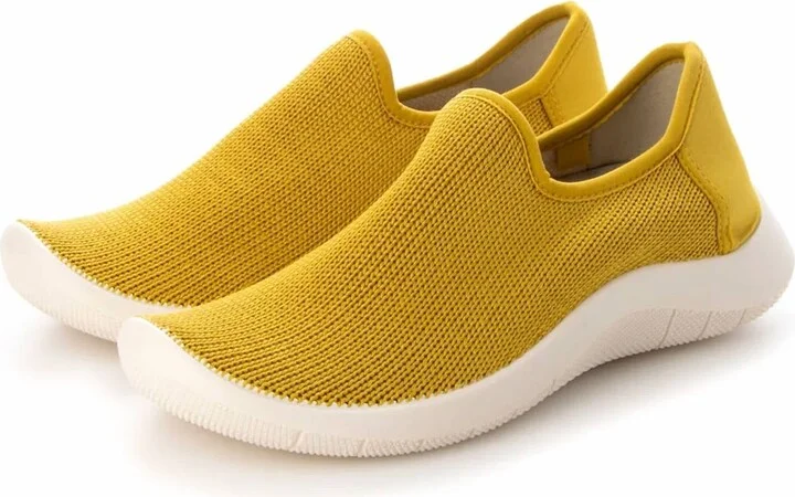 Women's Gaia Low Top Shoes In Mustard