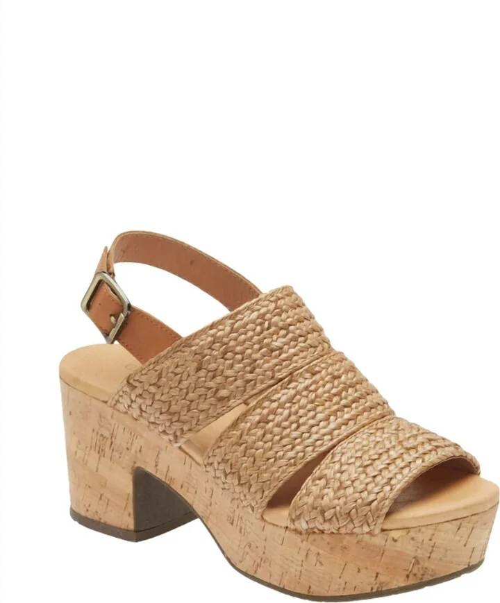 Women's Gayla Sandals In Natural Raffia