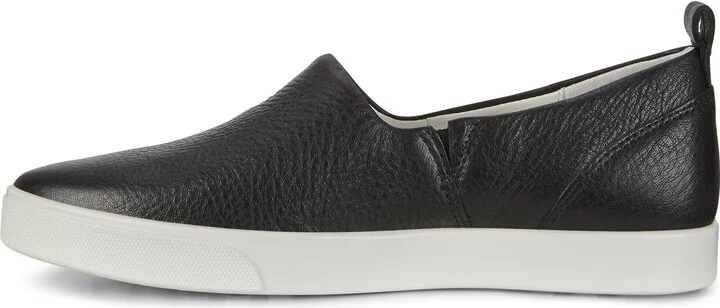 Women's Gillian Slip On Loafer In Black,dark Silver