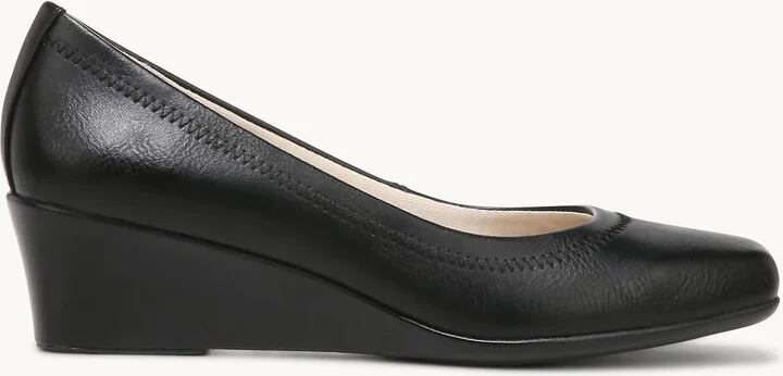 Women's Groovy Wedge Slip On Shoes In Black