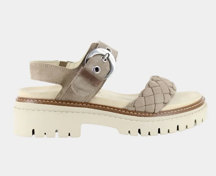 Women's Grove Sandal In Almond
