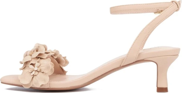 Women's Gwendolyn Kitten Heel - Image 6