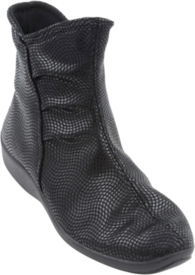 Women's Half Soft Booties In Black Creative