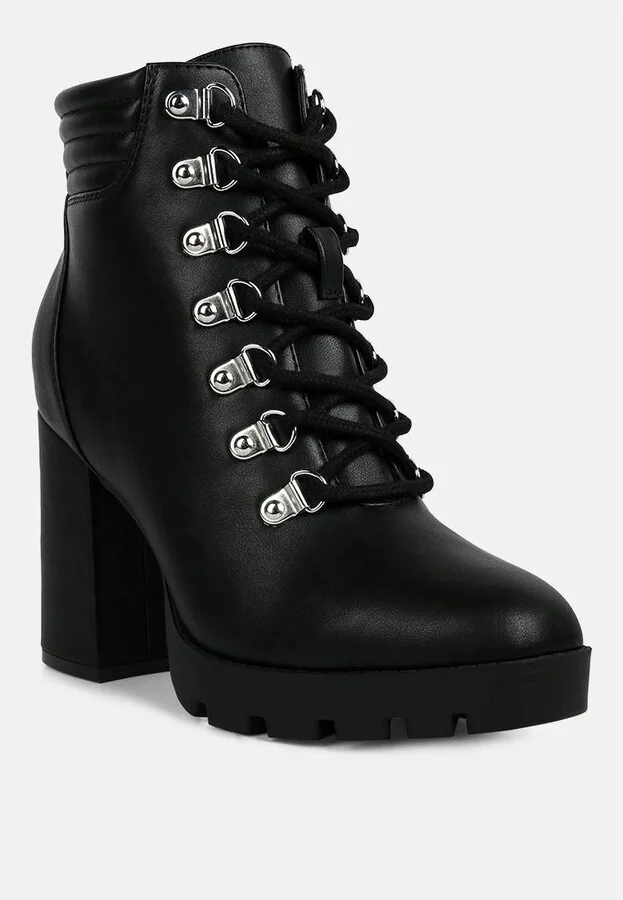 Womens hamiltons lace up block heel boots - Image 2