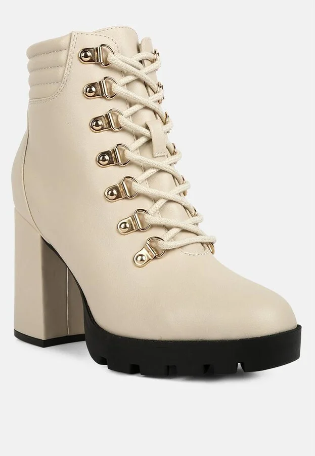 Womens hamiltons lace up block heel boots - Image 5